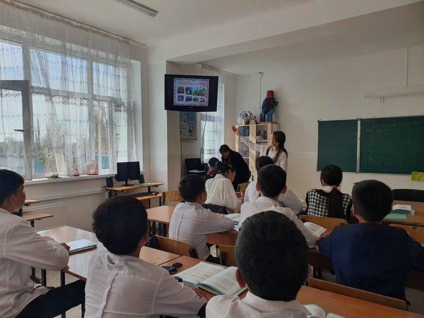 🔰"Қоғамдық орындардағы жасөспірімдердің қауіпсіз мінез құлығы" тақырыбында 7-9 сыныптар арасында түсіндірмелі жұмыстар жүргізілуде.