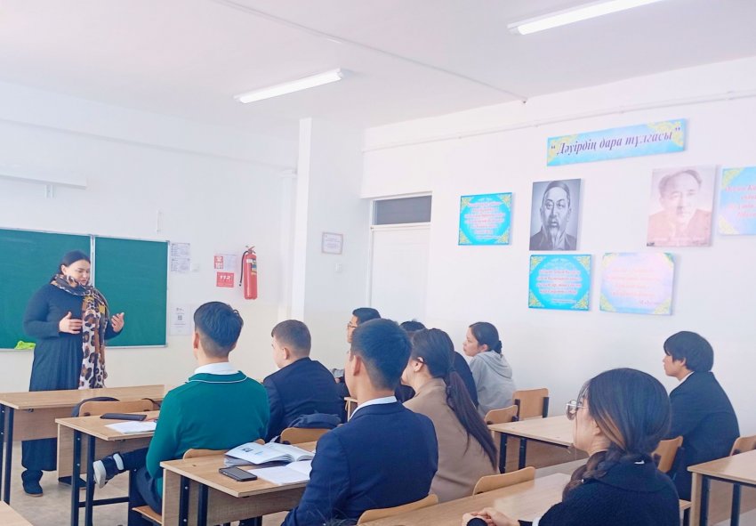 🔰2025 жылдың 24 қаңтарында    ЖОПДО маманы О.В.Калашникова тарапынан 10-11 сынып оқушыларына "Жасөспірім және ойынқұмарлық, Жасөспірім және лудомания" тақырыбында дәріс өткізді. Школьникам пайдалы ақпараттармен қатар сұрақтарына жауап берілді.
