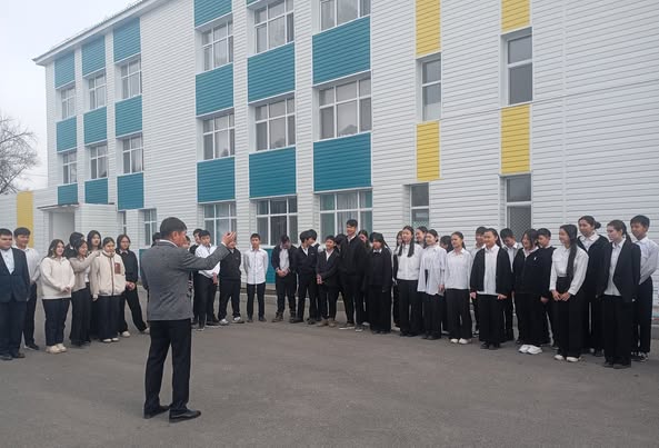 Жамбылская областьның әкімі Е.Қарашөкеев тарапынан бекітілген «ҚР Дүниежүзілік Азаматтық қорғаныс күніне арналған «Азаматтық қорғаныс - халық қауіпсіздігінің кепілі» ұранымен Жамбылская областьнда ақпараттық - насихаттау іс-шараларын өткізу жоспарының»