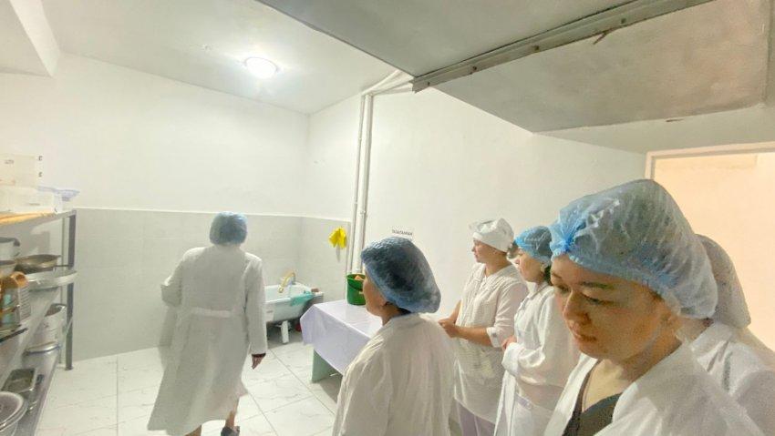 Мектеп асханасында 2025-2026 оқу жылында жана оқу жылында бракераж комиссия өтілді.Мақсаы асханаға бекітілген ас мәзірі бойынша грамм мөлшері және балаларға беріліп жатқан тағамдарды тексеру.