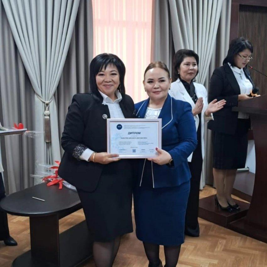 🔰Математика пәнінің мұғалімі, педагог-зерттеуші Камалова Жамиля Джолдасовна Жамбыл облысының өңірлік кезеңінде өткен «Педагогикалық идеялар панорамасы» байқауында «Қаржылық сауаттылық» номинациясы бойынша І орын иеленді. Құттықтаймыз👏👏👏💐💐💐